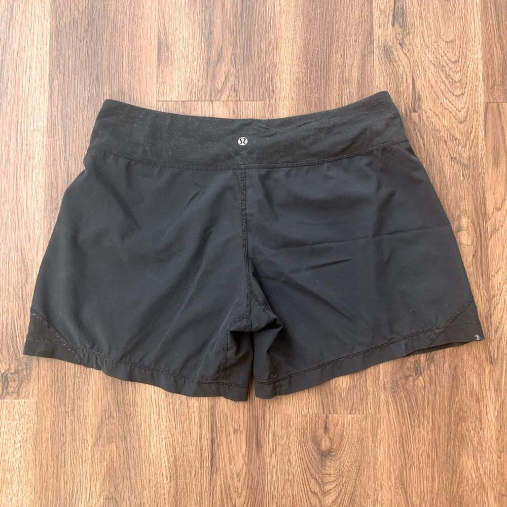 Lululemon black workout shorts